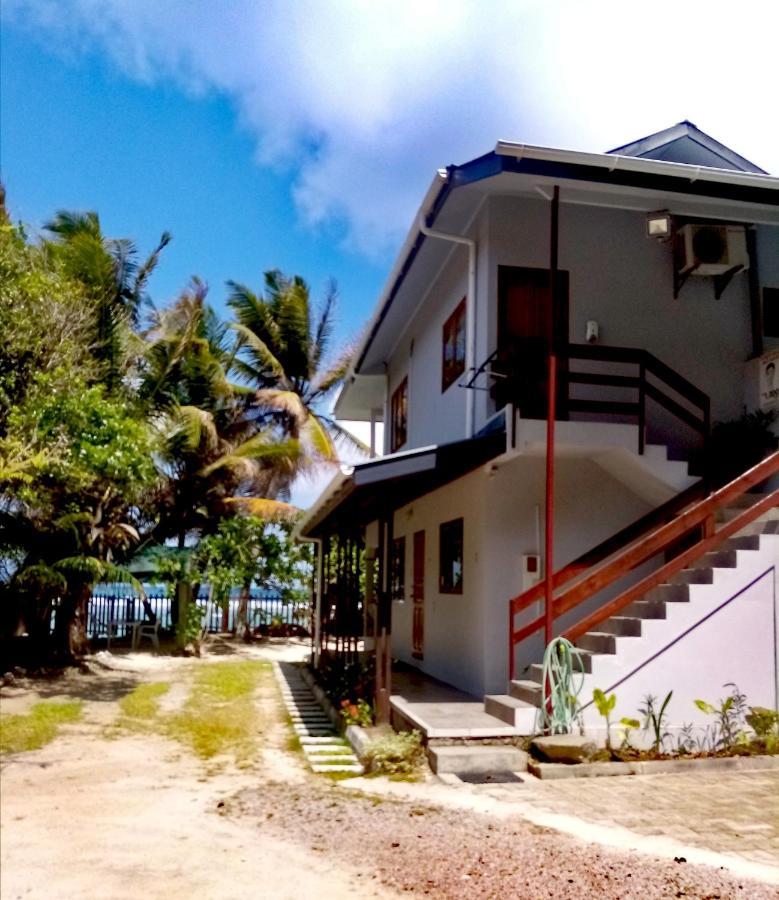 Roz A Mer - Beach Apartment تاكاماكا المظهر الخارجي الصورة